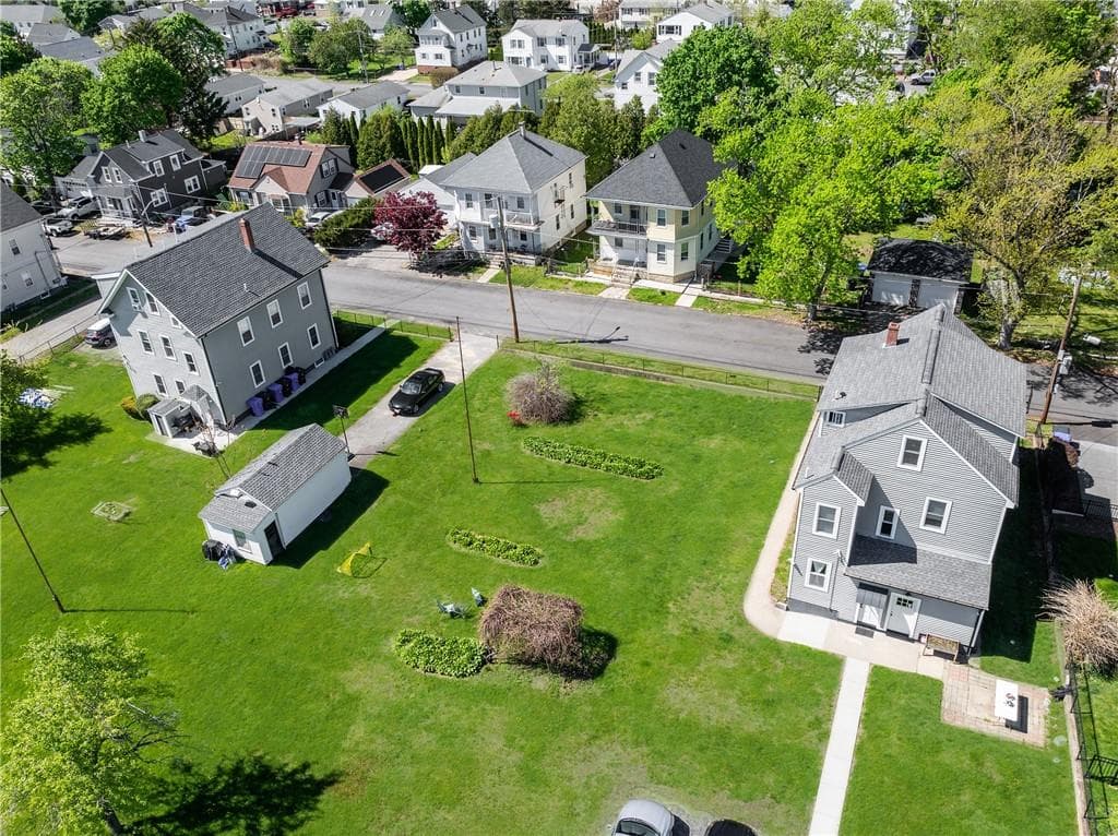 49 61 Emanuel Street photo 11