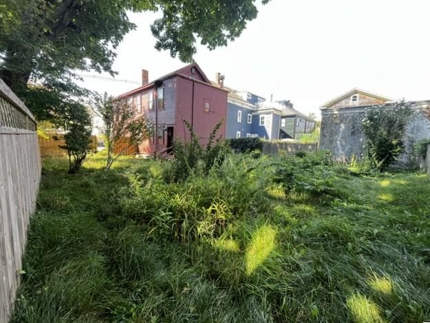 Multi Family at 33 Elm Street, Newport, photo 2 of 18