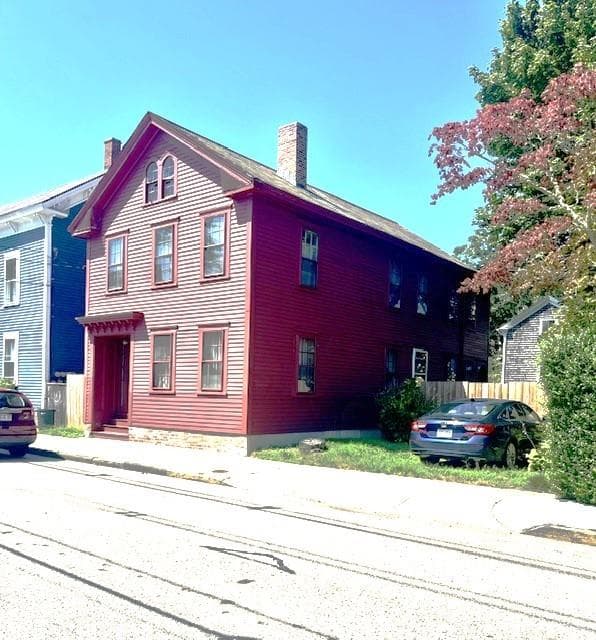 33 Elm Street