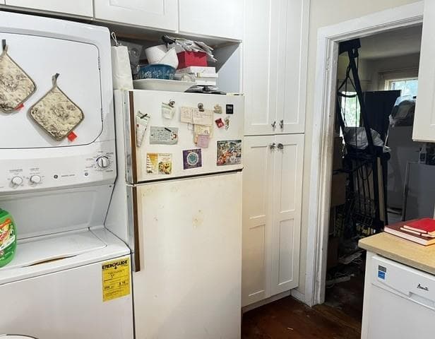 Multi Family at 33 Elm Street, Newport, photo 9 of 18