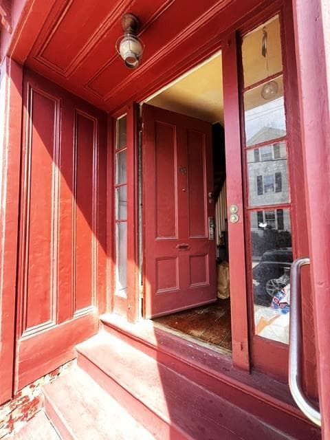 Multi Family at 33 Elm Street, Newport, photo 4 of 18