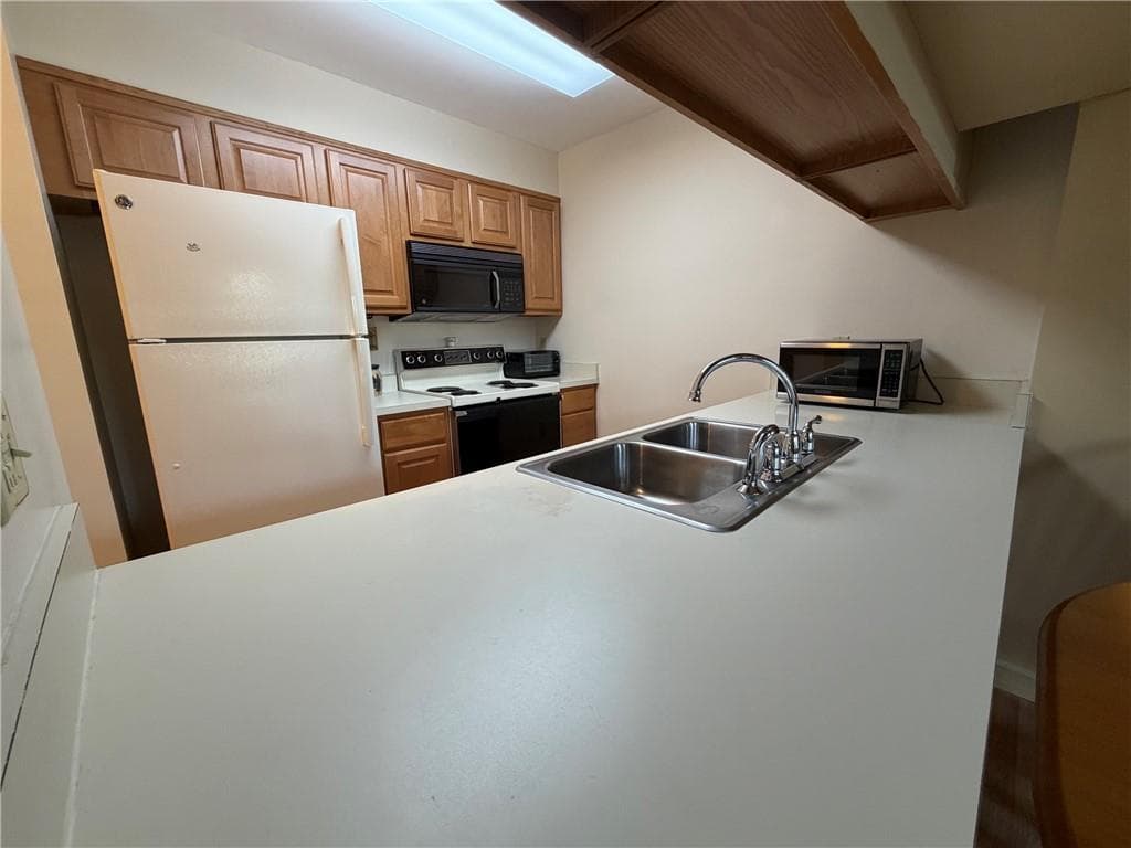 15 Higgins Street UNIT 225 photo 5