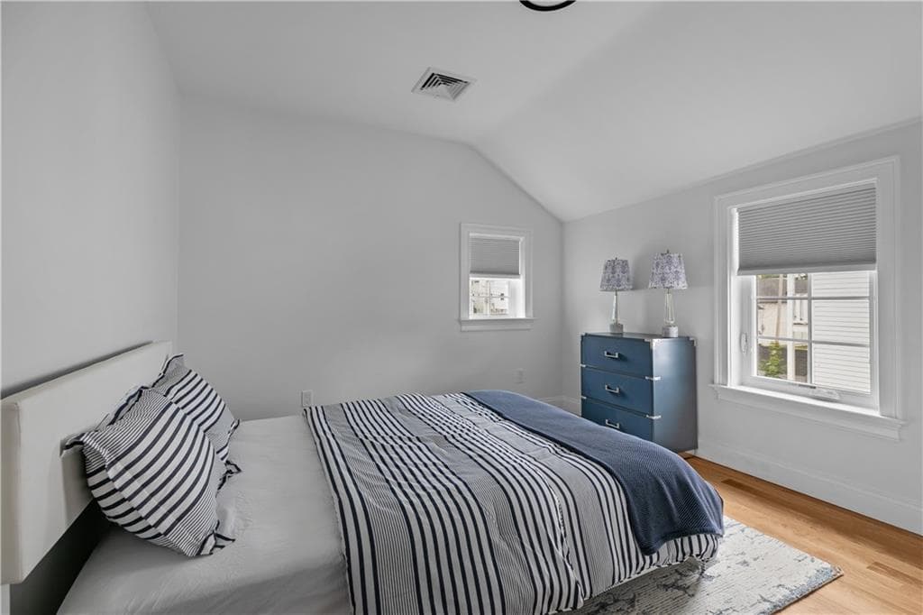 Single Family Residence at 34 East Bowery Street, Newport, photo 24 of 30