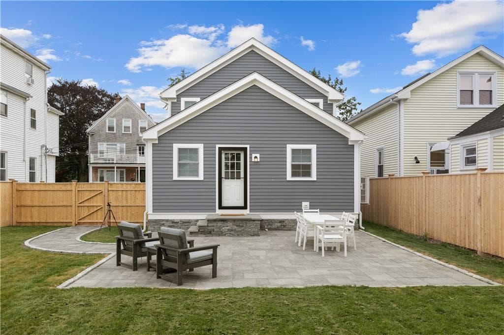 Single Family Residence at 34 East Bowery Street, Newport, photo 30 of 30