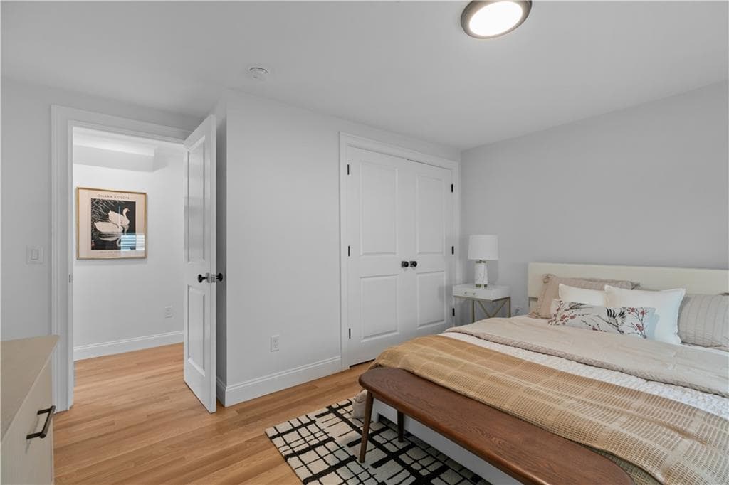 Single Family Residence at 34 East Bowery Street, Newport, photo 14 of 30