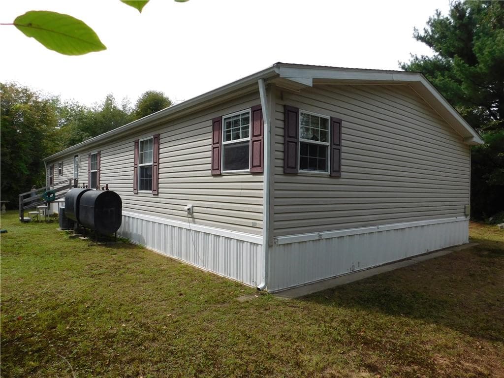 Single Family Residence at 114 Sandy Bottom Road, Coventry, photo 16 of 26