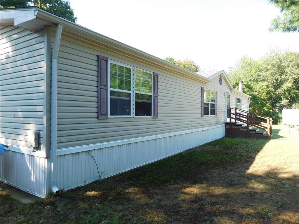 Single Family Residence at 114 Sandy Bottom Road, Coventry, photo 14 of 26