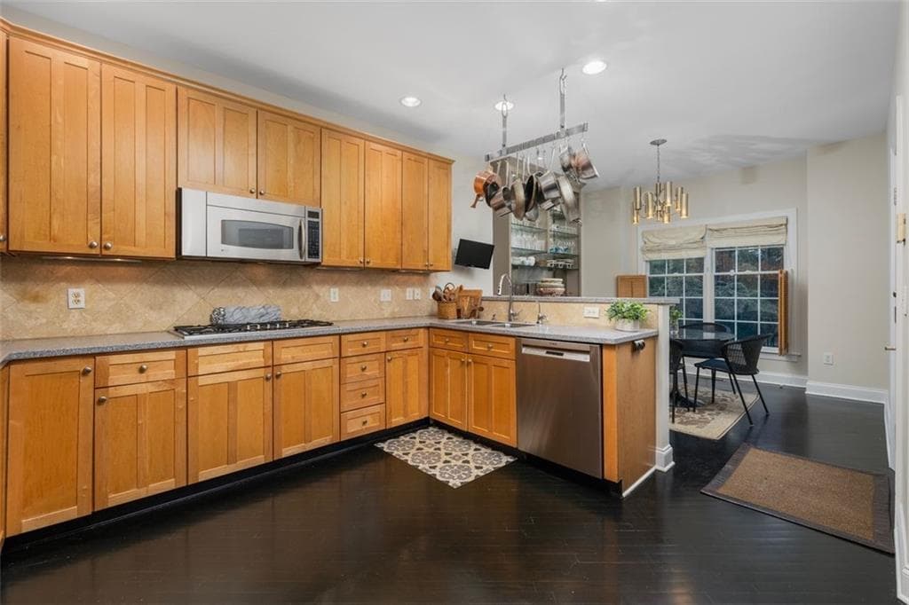 Condominium at 56 Seal Island Road, Bristol, photo 17 of 50