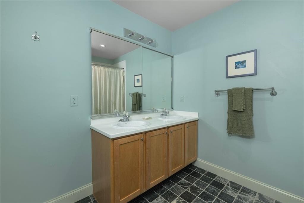 Condominium at 56 Seal Island Road, Bristol, photo 38 of 50
