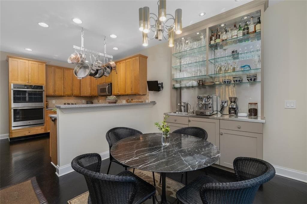 Condominium at 56 Seal Island Road, Bristol, photo 19 of 50