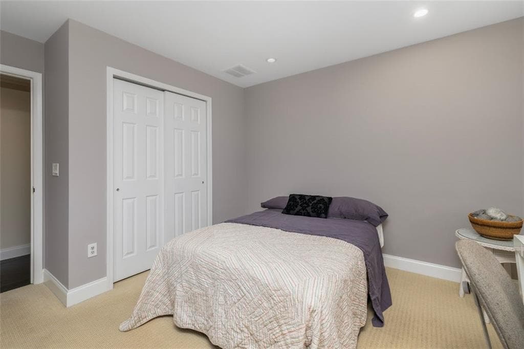 Condominium at 56 Seal Island Road, Bristol, photo 35 of 50