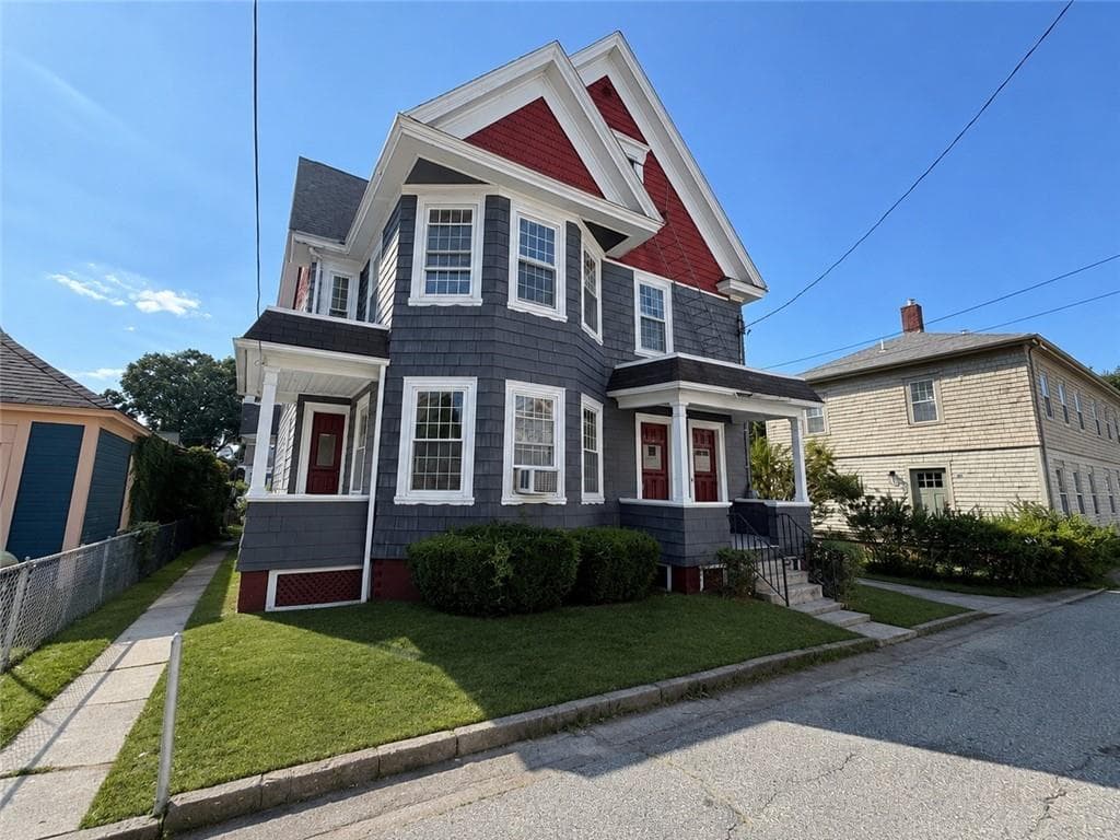 55 Warren Avenue