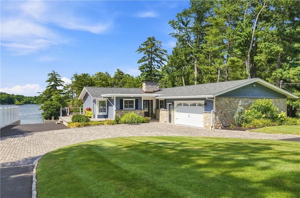 Single Family Residence at 16 Countryside Drive, Johnston, photo 37 of 50