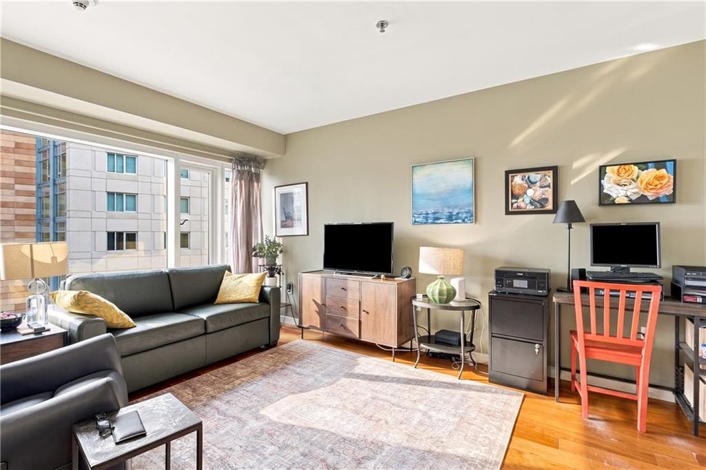 200 Exchange Street UNIT 1014 photo 12
