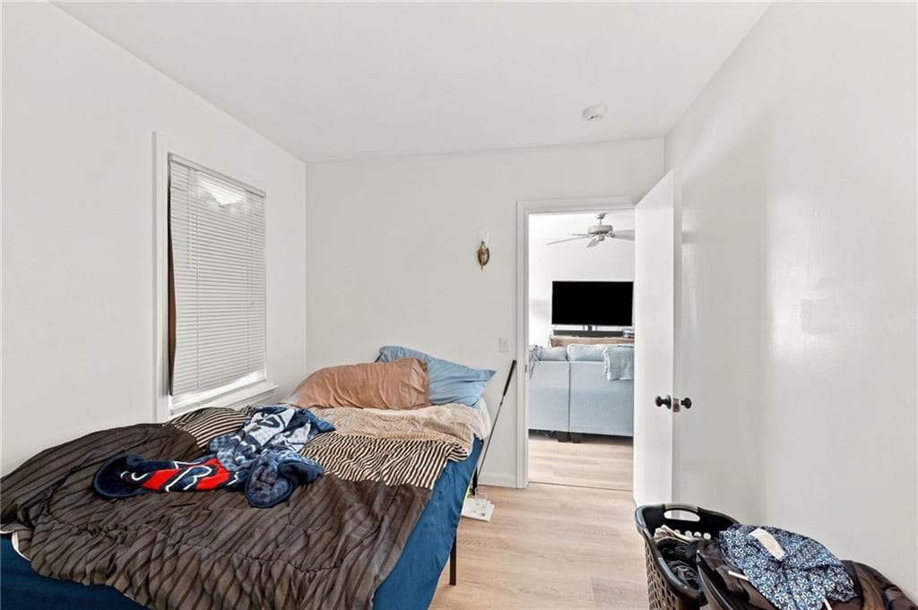 76 Pleasant Street photo 28