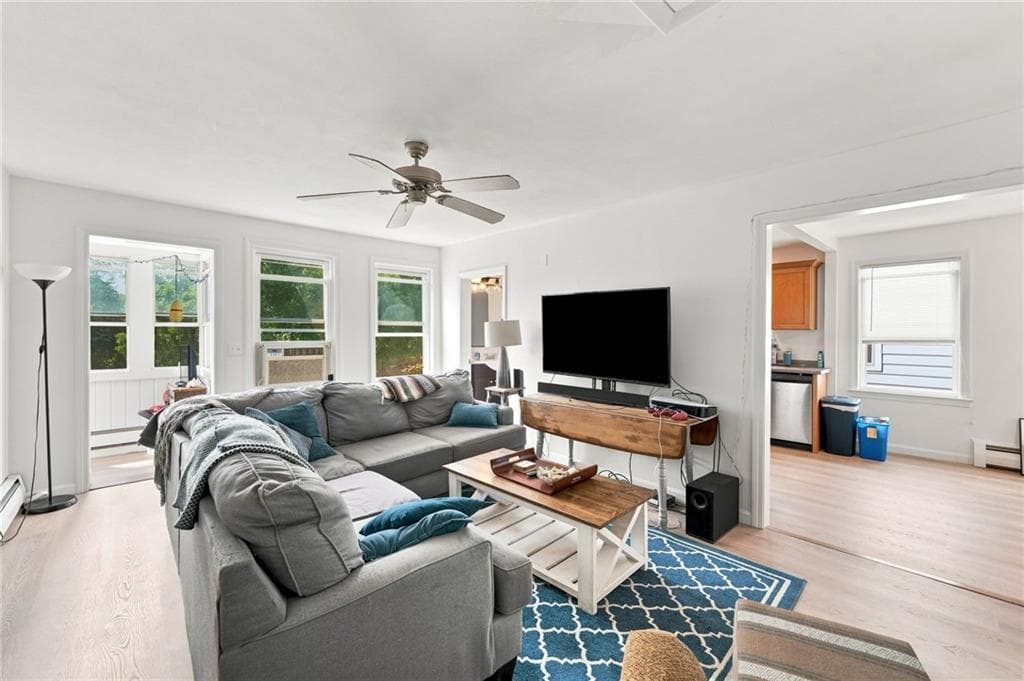 76 Pleasant Street photo 24