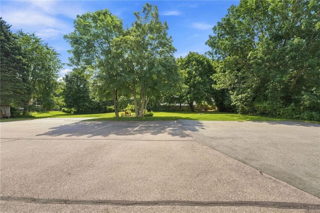 76 Pleasant Street photo 10