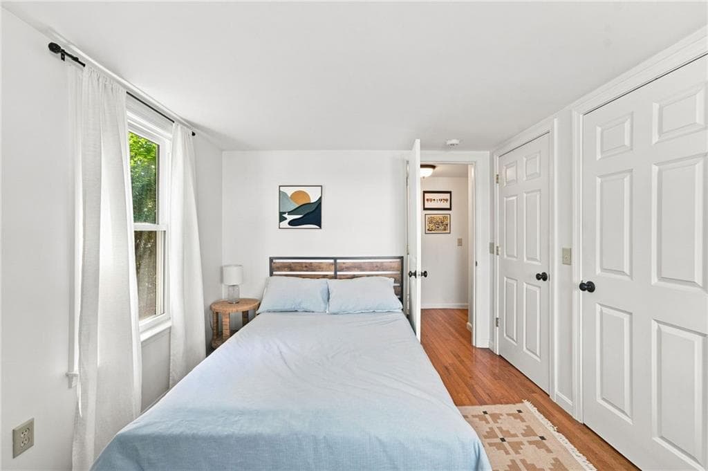 76 Pleasant Street photo 48