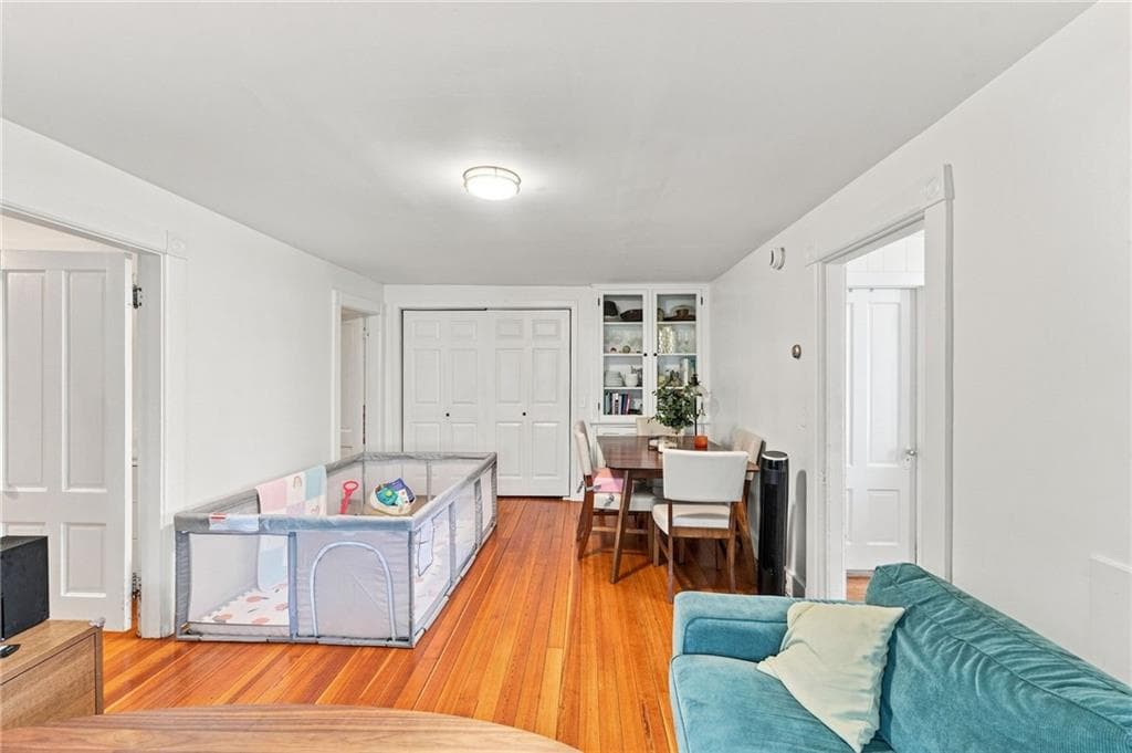 78 Pleasant Street photo 42