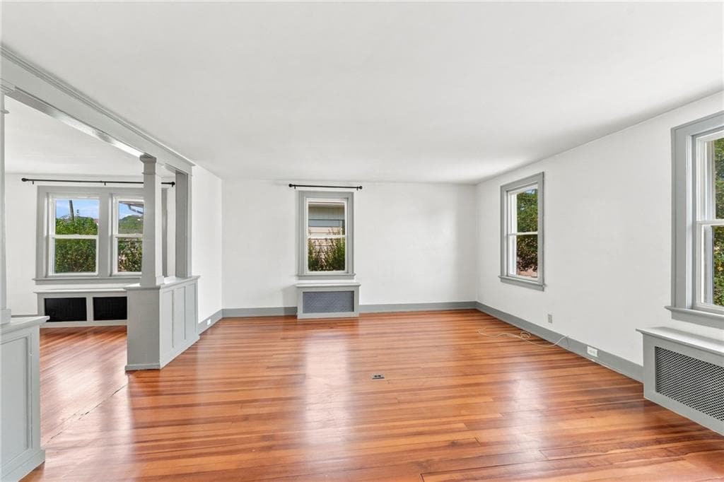 78 Pleasant Street photo 30