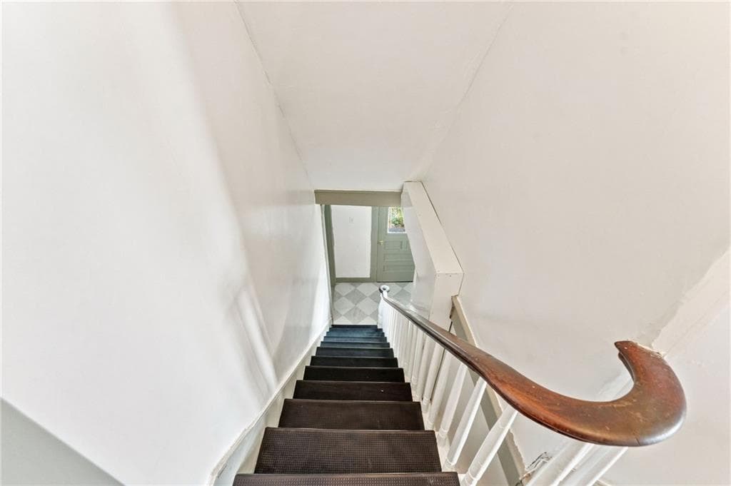 78 Pleasant Street photo 35