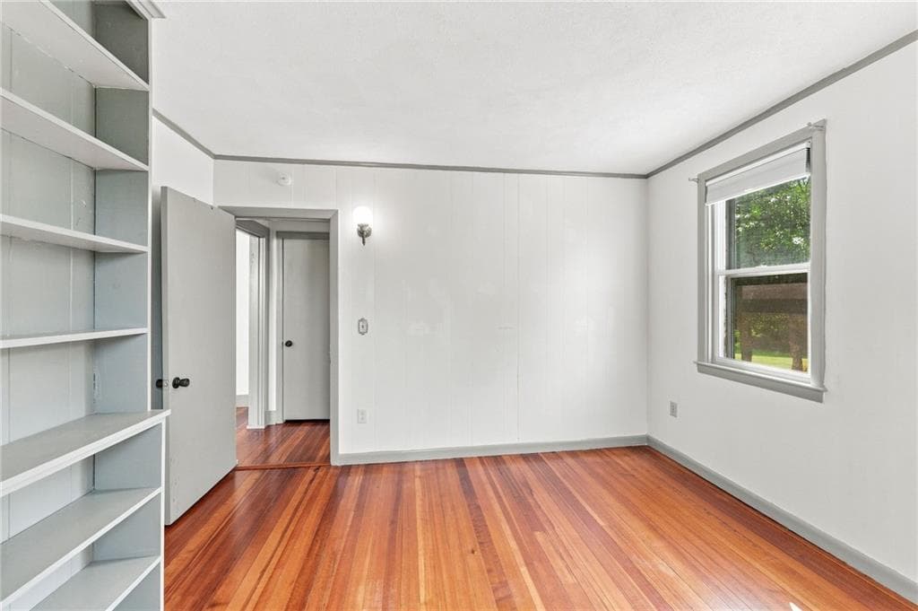 78 Pleasant Street photo 31