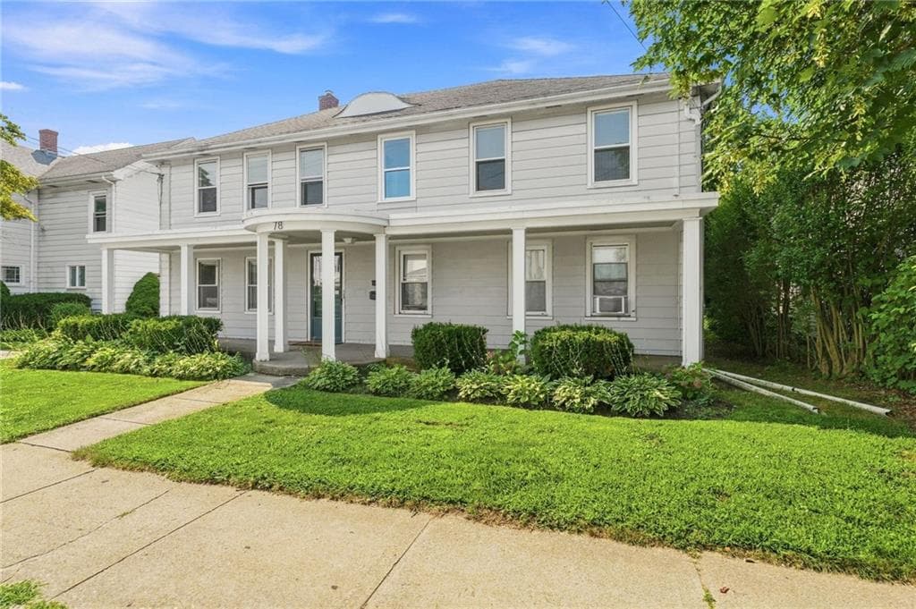 78 Pleasant Street photo 4