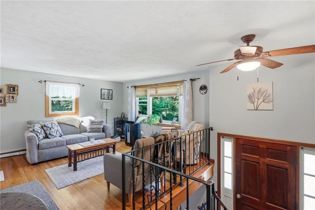 1564 Victory Highway photo 12