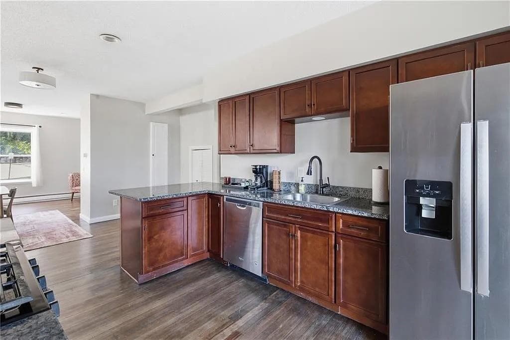 59 bourne Avenue photo 16