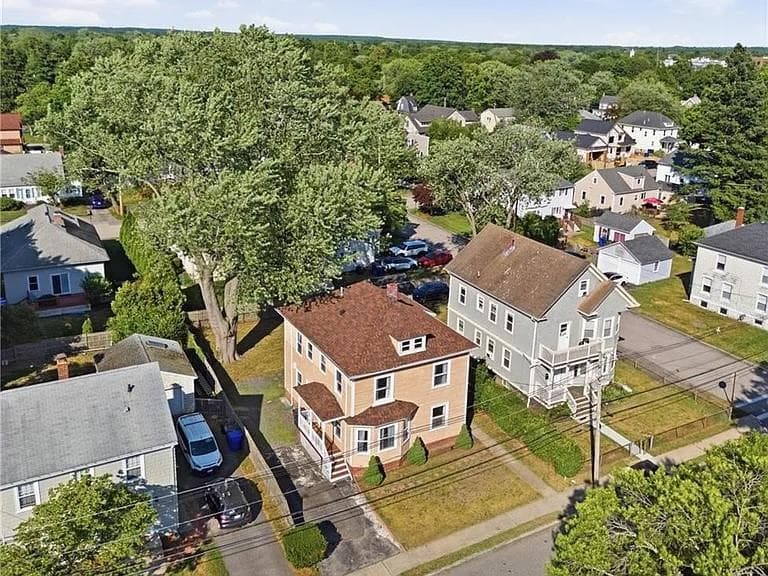 59 bourne Avenue photo 28