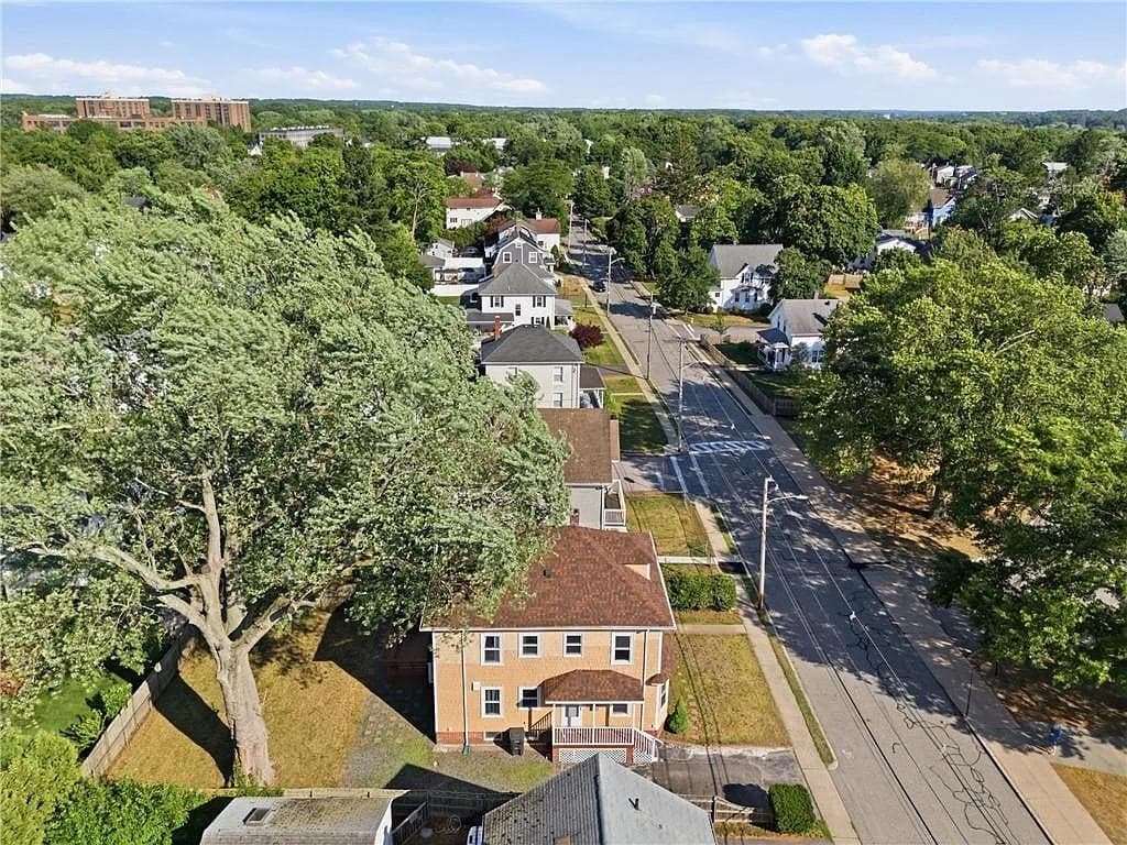 59 bourne Avenue photo 29