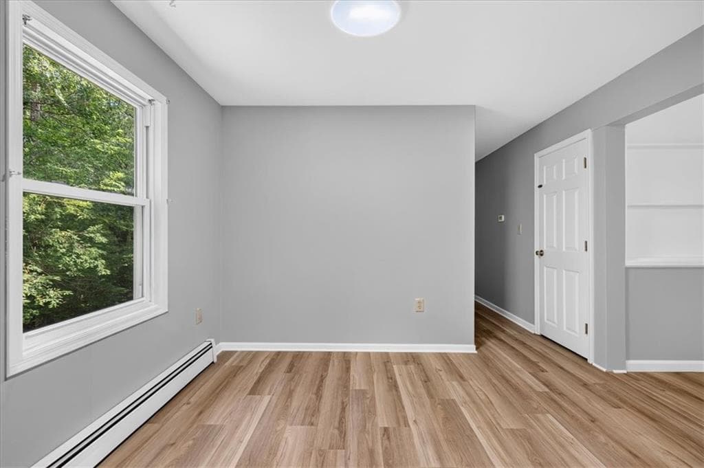 40 Thurston Drive photo 6