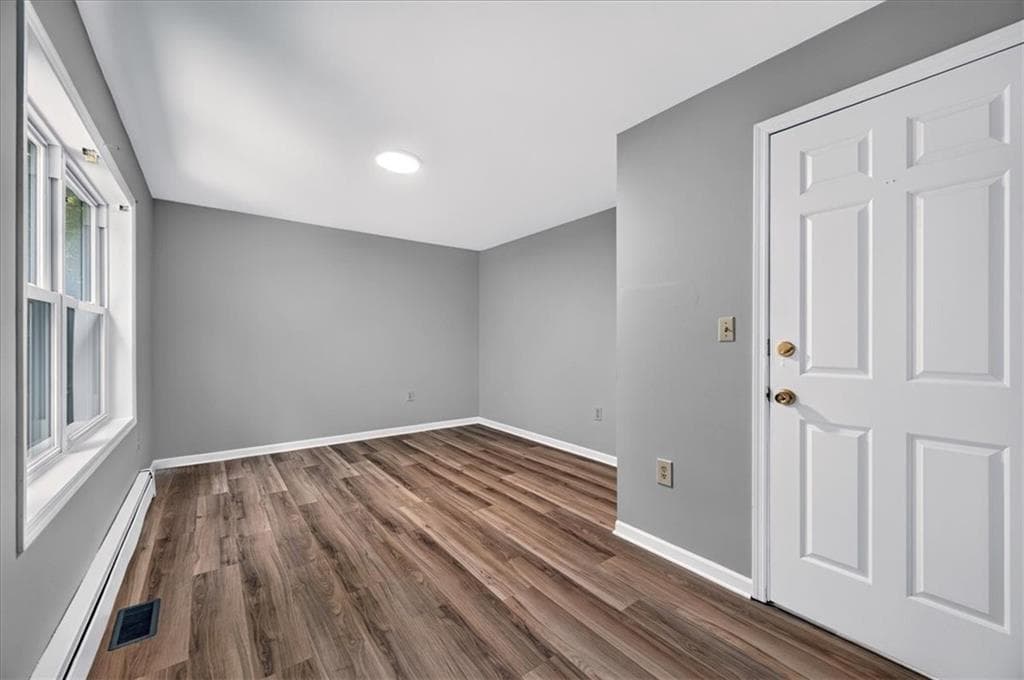 40 Thurston Drive photo 21