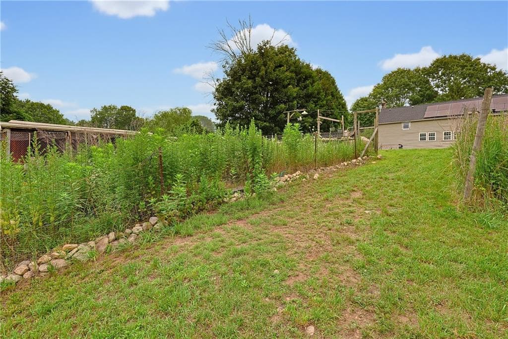 Single Family Residence at 12 Mill Road, Richmond, photo 3 of 25