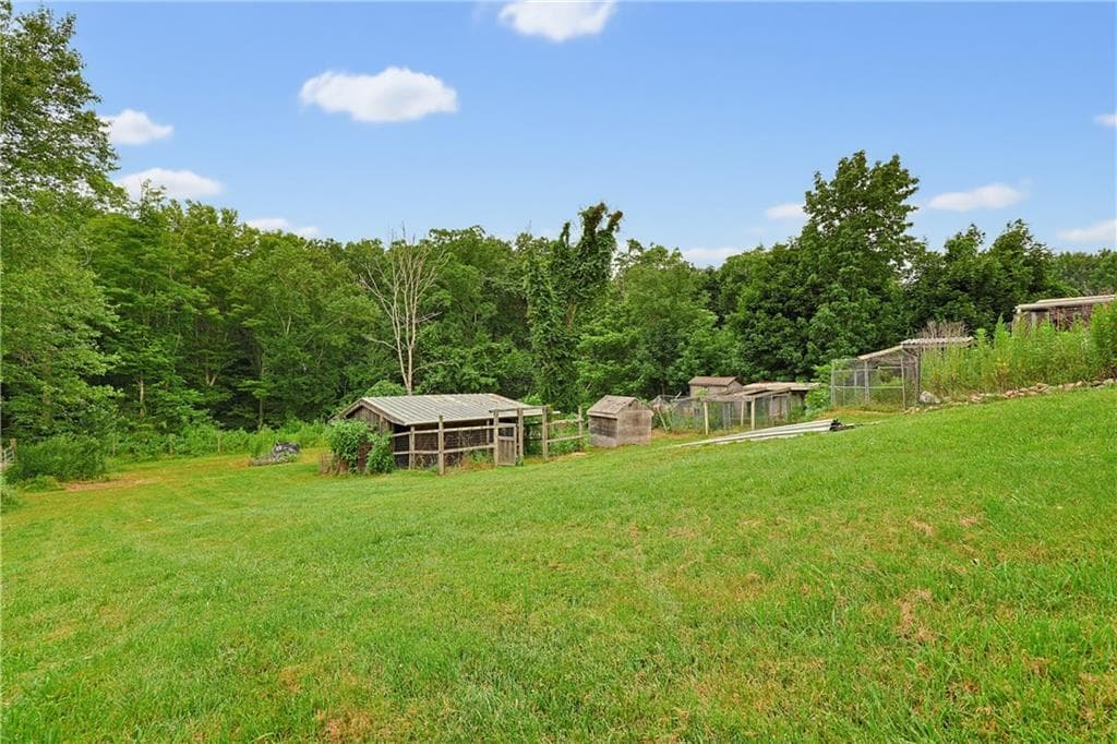 Single Family Residence at 12 Mill Road, Richmond, photo 5 of 25