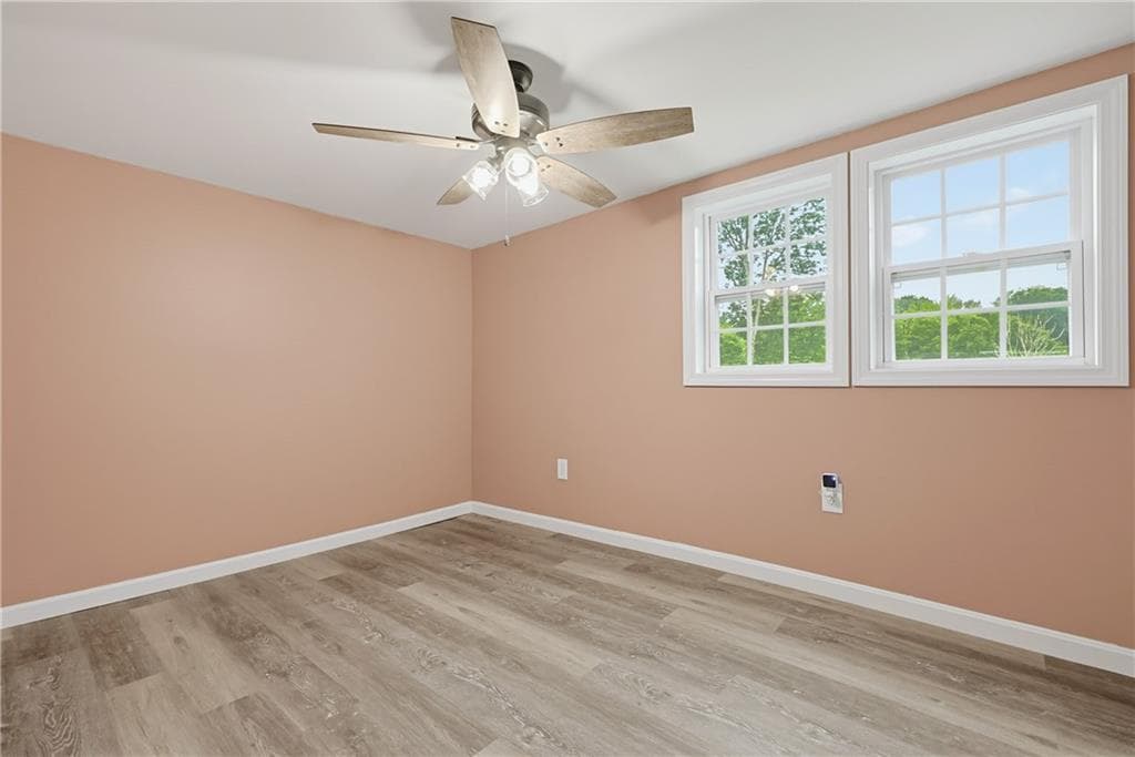 Single Family Residence at 12 Mill Road, Richmond, photo 21 of 25