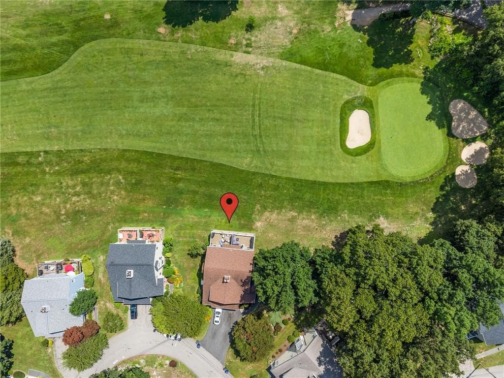 10 Cutters Green UNIT B photo 44