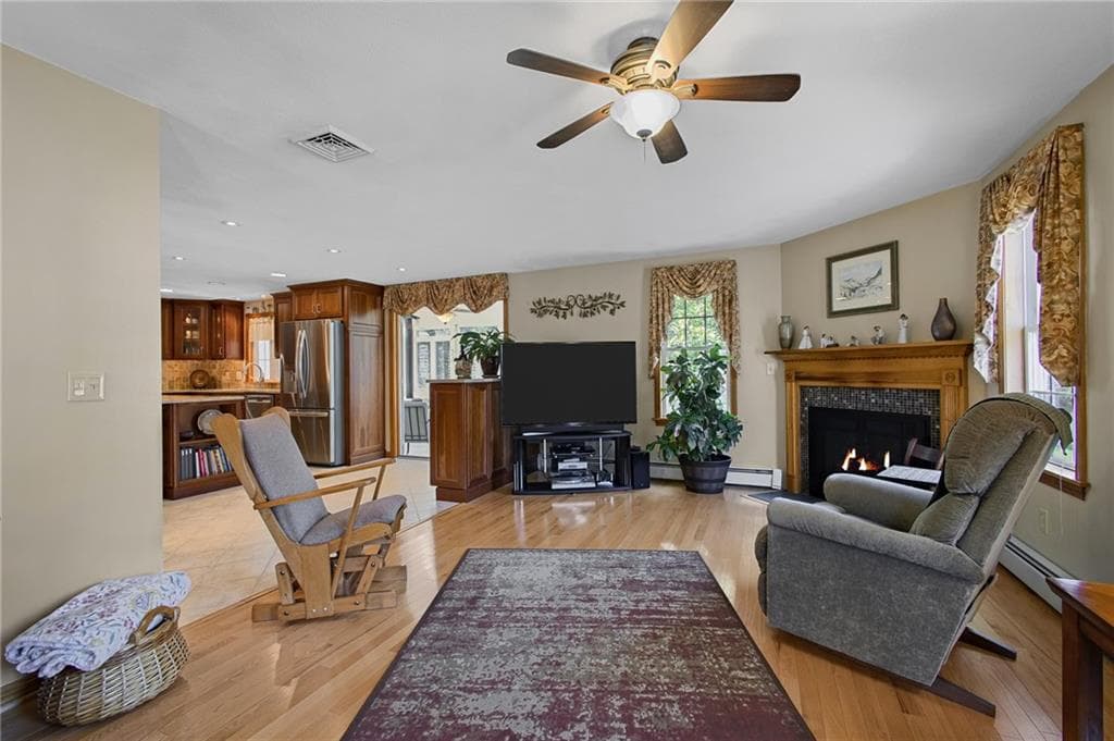 5 Lauretta Lane photo 14