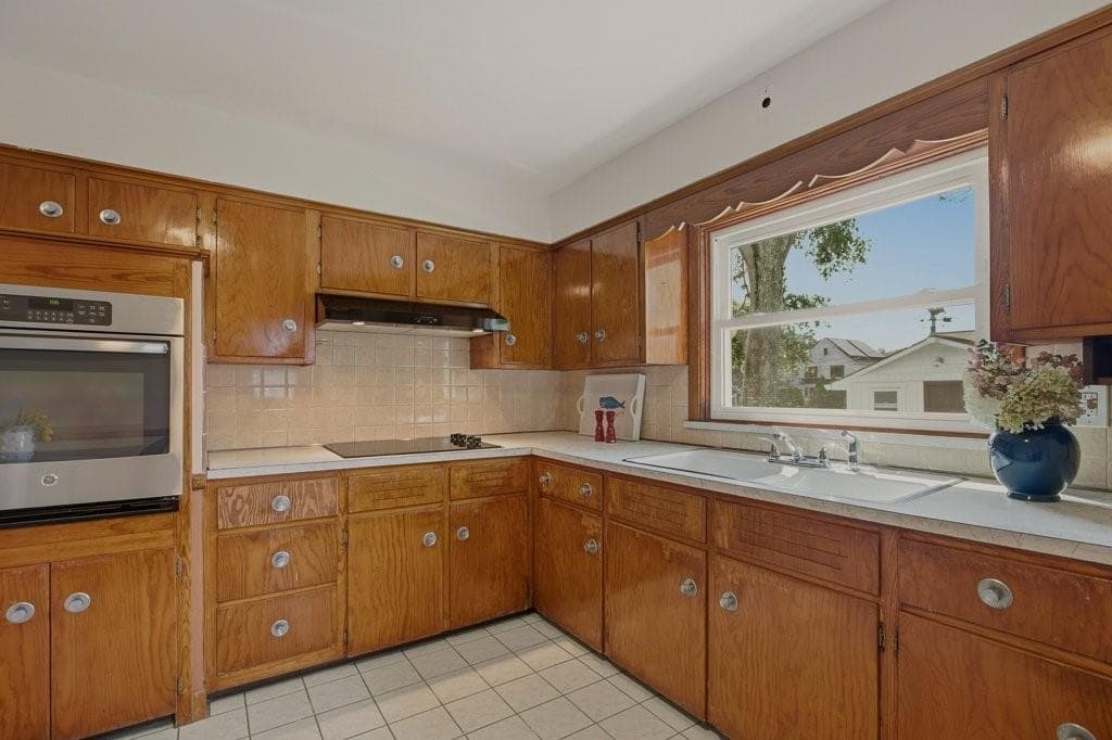Single Family Residence at 205 Lincoln Avenue, Barrington, photo 27 of 42