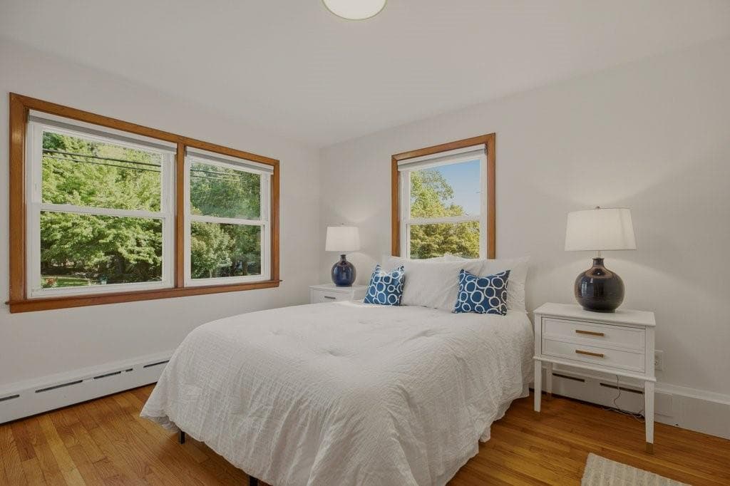 Single Family Residence at 205 Lincoln Avenue, Barrington, photo 14 of 42