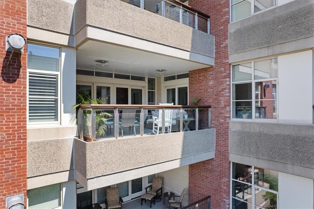 345 Thames Street UNIT 205N photo 2