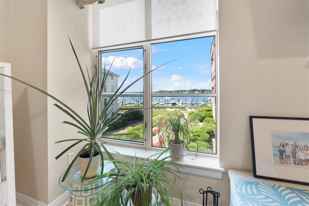 345 Thames Street UNIT 205N photo 24