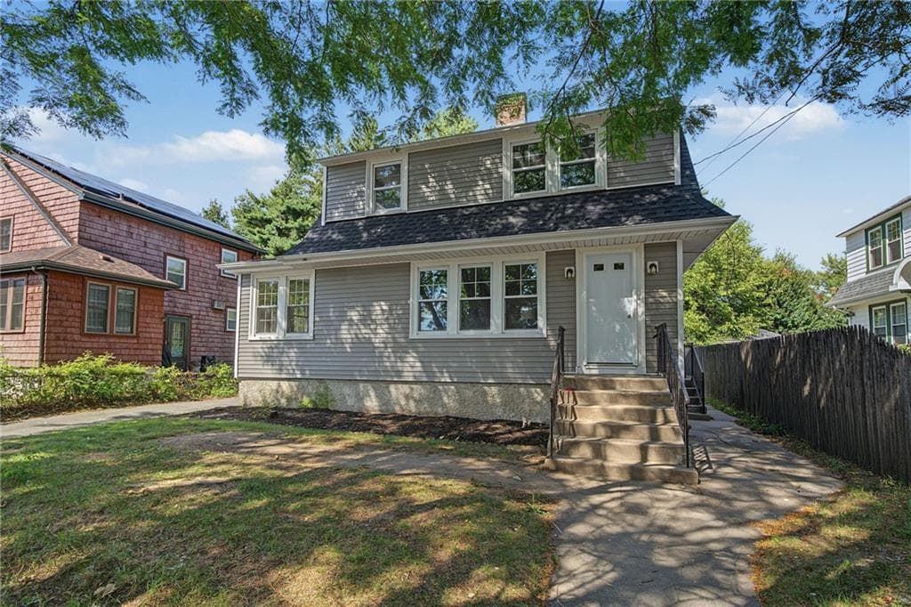 62 Dunbar Avenue