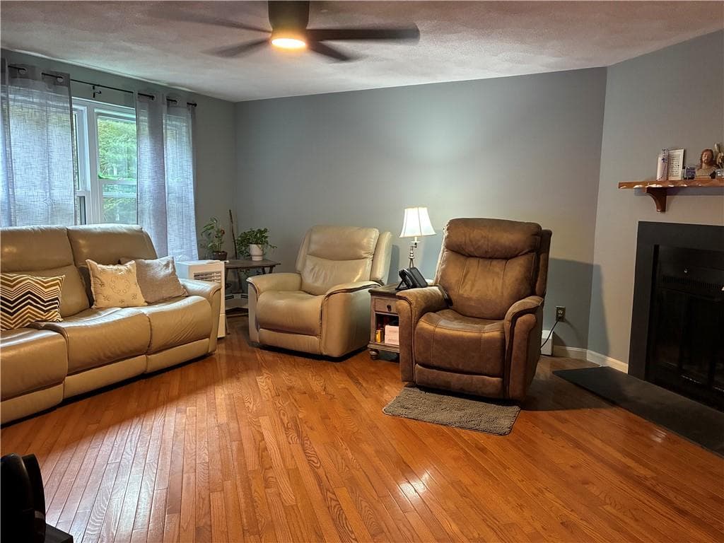 20 Pheasant Run UNIT C photo 11