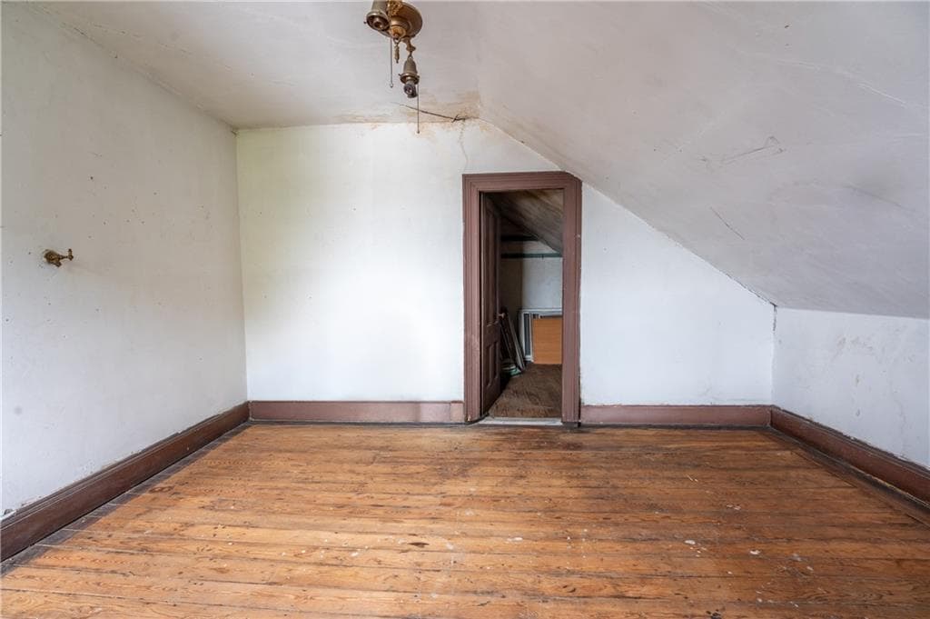 126 Clay Street photo 6