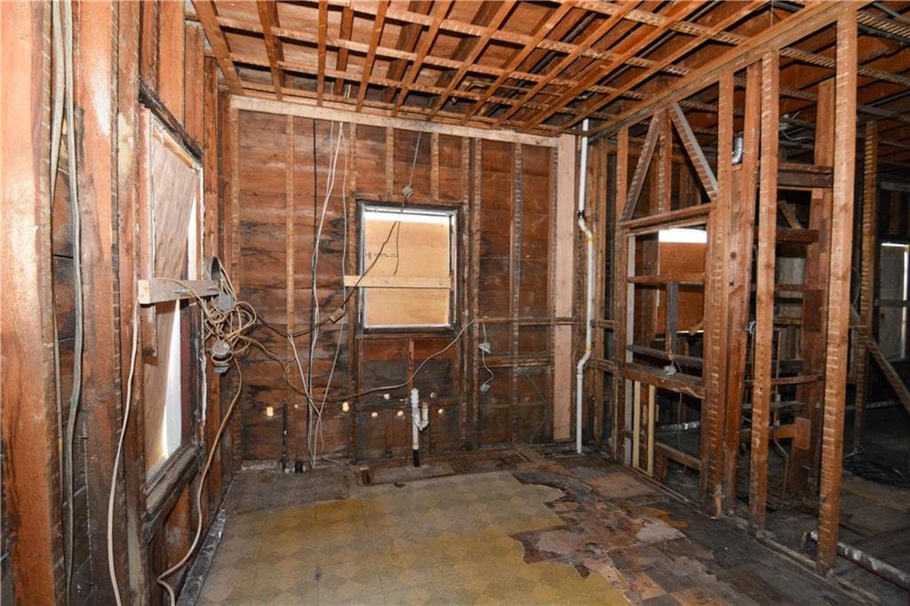 339 Pawtuxet Avenue photo 10