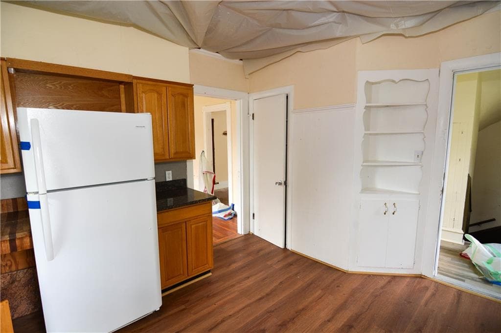 339 Pawtuxet Avenue photo 18