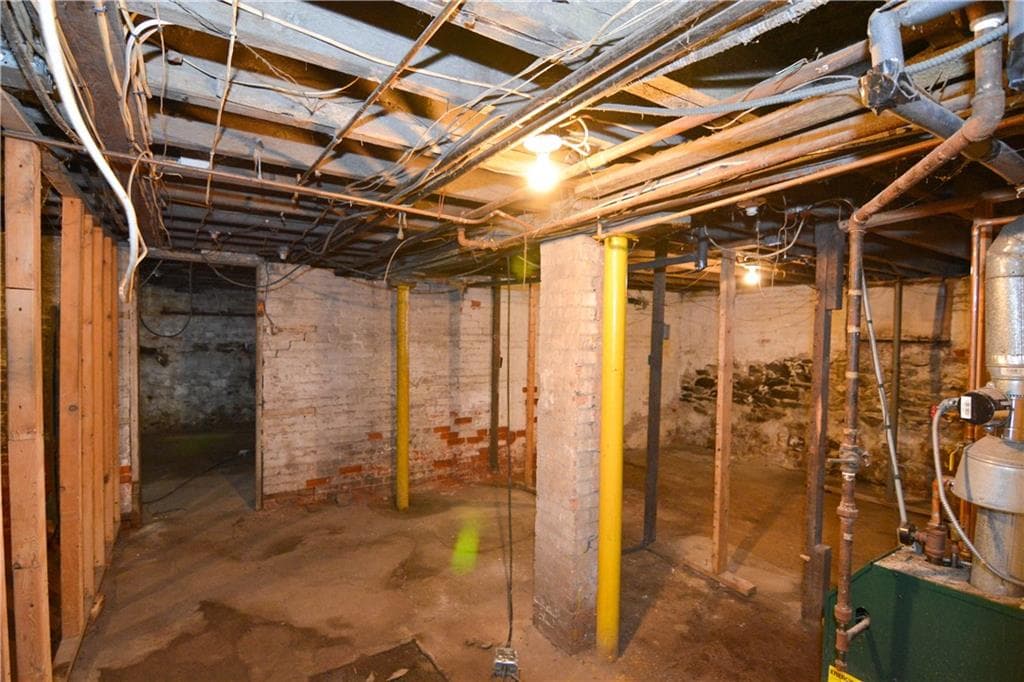 339 Pawtuxet Avenue photo 37