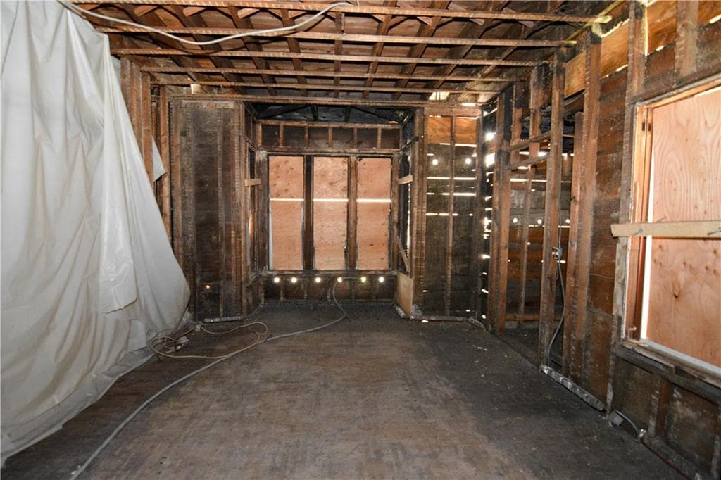 339 Pawtuxet Avenue photo 15