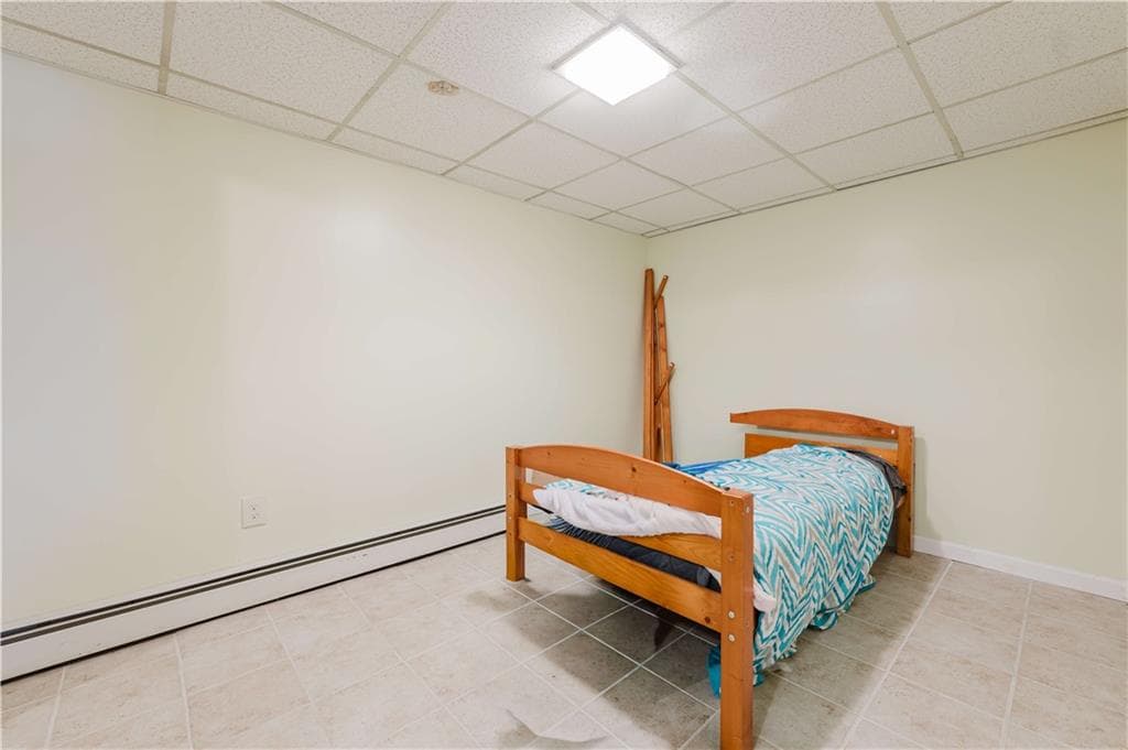 200 Budlong Road photo 30